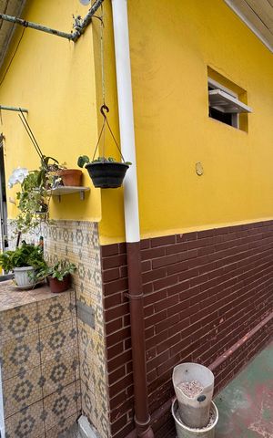 Casa à venda com 71m², 2 quartos e sem vaga
