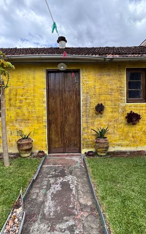 Casa à venda com 71m², 2 quartos e sem vaga