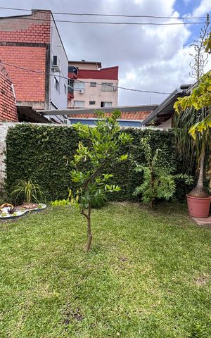Casa à venda com 71m², 2 quartos e sem vaga