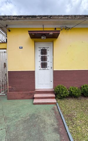 Casa à venda com 71m², 2 quartos e sem vaga