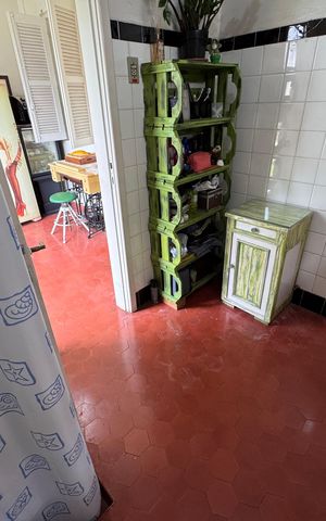 Casa à venda com 71m², 2 quartos e sem vaga