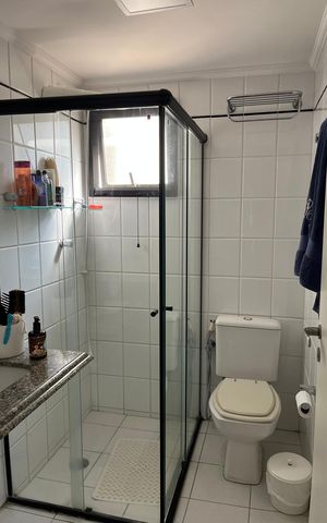 Apartamento à venda com 130m², 4 quartos e 2 vagas Apartamento à venda com 130m², 4 quartos e 2 vagasBanheiro