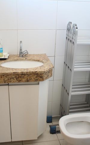 Apartamento à venda com 204m², 4 quartos e 3 vagasBanheiro da Suíte 2
