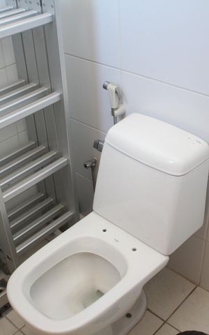 Apartamento à venda com 204m², 4 quartos e 3 vagasBanheiro da Suíte 2