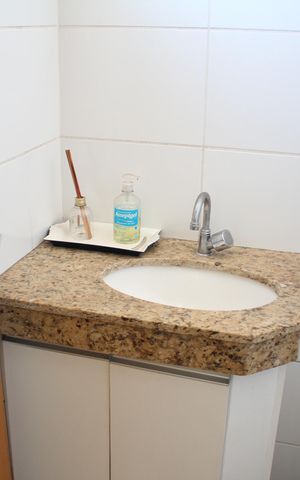 Apartamento à venda com 204m², 4 quartos e 3 vagasBanheiro da Suíte 2