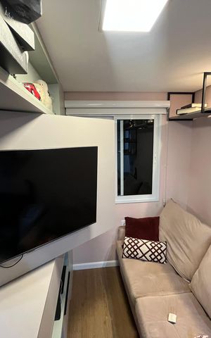 Apartamento à venda com 35m², 1 quarto e sem vagaSala/Quarto