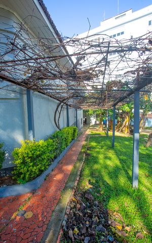 Casa à venda com 100m², 2 quartos e 4 vagas Casa à venda com 100m², 2 quartos e 4 vagasÁrea Externa