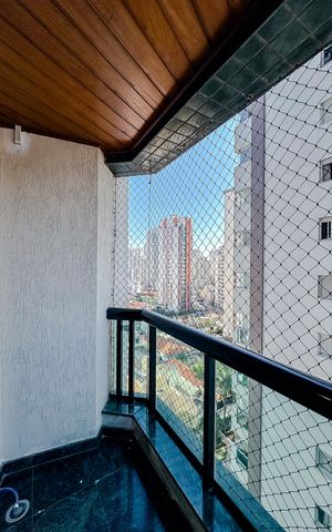 Apartamento à venda com 220m², 3 quartos e 3 vagasVaranda da Suíte 3