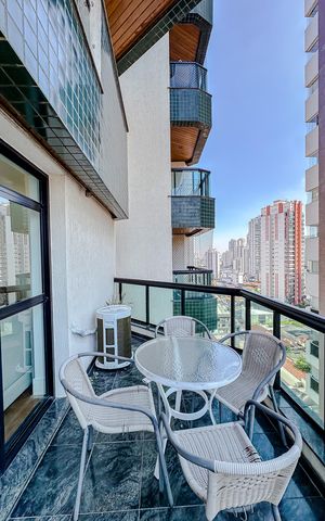 Apartamento à venda com 220m², 3 quartos e 3 vagasVaranda da Sala
