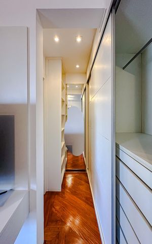 Apartamento à venda com 220m², 3 quartos e 3 vagasQuarto 2 - Suíte