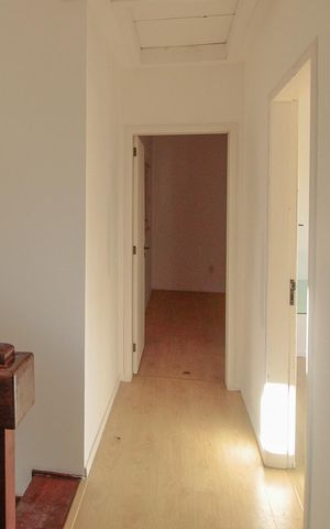 Casa para alugar com 240m², 4 quartos e 3 vagas Casa para alugar com 240m², 4 quartos e 3 vagasCorredor