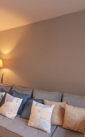 Casa à venda com 321m², 4 quartos e 3 vagas Casa à venda com 321m², 4 quartos e 3 vagasSala 2