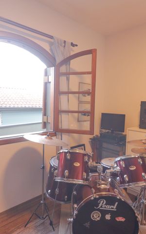 Casa à venda com 321m², 4 quartos e 3 vagas Casa à venda com 321m², 4 quartos e 3 vagasQuarto 2