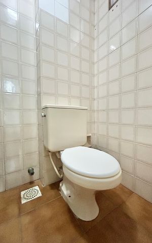 Apartamento à venda com 65m², 2 quartos e sem vaga Apartamento à venda com 65m², 2 quartos e sem vagaBanheiro
