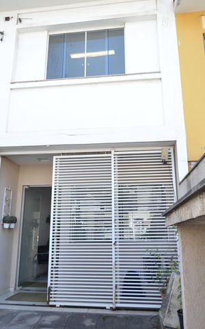 Casa à venda com 108m², 2 quartos e 1 vagaÁrea Externa