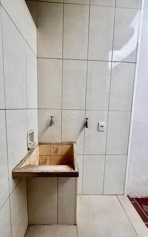 Casa à venda com 153m², 3 quartos e 2 vagas Casa à venda com 153m², 3 quartos e 2 vagasÁrea de Serviço