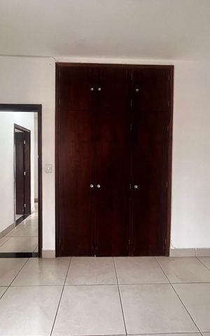 Casa à venda com 153m², 3 quartos e 2 vagas Casa à venda com 153m², 3 quartos e 2 vagasQuarto 3