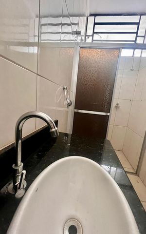 Casa à venda com 153m², 3 quartos e 2 vagas Casa à venda com 153m², 3 quartos e 2 vagasBanheiro