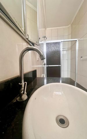Casa à venda com 153m², 3 quartos e 2 vagas Casa à venda com 153m², 3 quartos e 2 vagasBanheiro da Suíte