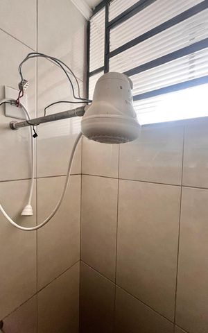Casa à venda com 153m², 3 quartos e 2 vagas Casa à venda com 153m², 3 quartos e 2 vagasBanheiro