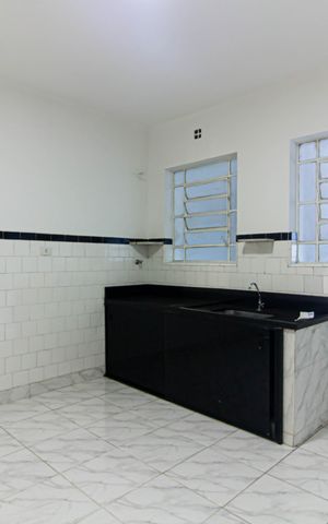 Casa à venda com 115m², 2 quartos e 1 vaga Casa à venda com 115m², 2 quartos e 1 vagaCozinha