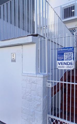 Casa à venda com 115m², 2 quartos e 1 vaga Casa à venda com 115m², 2 quartos e 1 vagaFachada