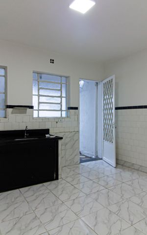 Casa à venda com 115m², 2 quartos e 1 vaga Casa à venda com 115m², 2 quartos e 1 vagaCozinha