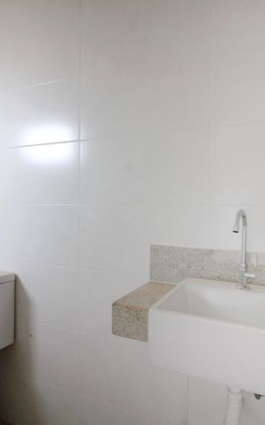 Apartamento à venda com 82m², 3 quartos e 2 vagasBanheiro da Suíte