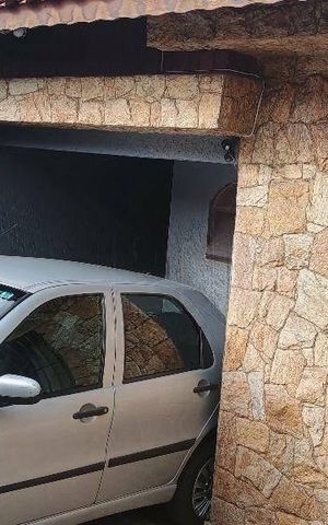 Casa à venda com 102m², 2 quartos e 2 vagas