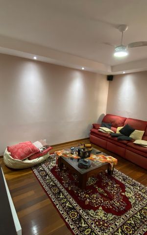Casa à venda com 513m², 6 quartos e 3 vagas Casa à venda com 513m², 6 quartos e 3 vagasSala 2