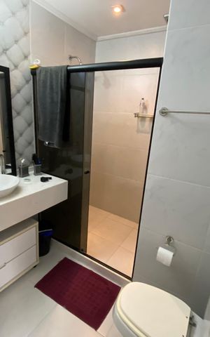 Casa à venda com 513m², 6 quartos e 3 vagas Casa à venda com 513m², 6 quartos e 3 vagasBanheiro Suíte 2