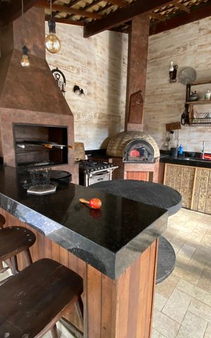 Casa à venda com 513m², 6 quartos e 3 vagas Casa à venda com 513m², 6 quartos e 3 vagasÁrea Gourmet