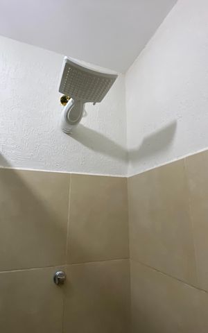 Casa à venda com 513m², 6 quartos e 3 vagas Casa à venda com 513m², 6 quartos e 3 vagasBanheiro Social