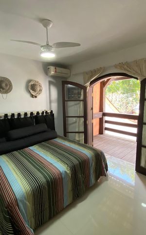 Casa à venda com 513m², 6 quartos e 3 vagas Casa à venda com 513m², 6 quartos e 3 vagasQuarto 1