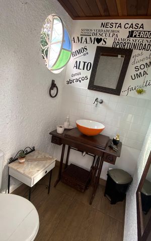 Casa à venda com 513m², 6 quartos e 3 vagas Casa à venda com 513m², 6 quartos e 3 vagasBanheiro de Serviço