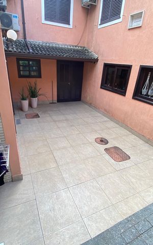 Casa à venda com 513m², 6 quartos e 3 vagas Casa à venda com 513m², 6 quartos e 3 vagasÁrea Gourmet