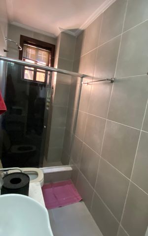 Casa à venda com 513m², 6 quartos e 3 vagas Casa à venda com 513m², 6 quartos e 3 vagasBanheiro Social