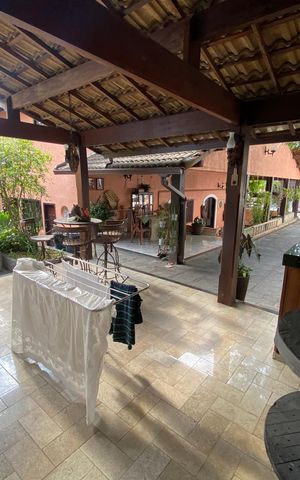 Casa à venda com 513m², 6 quartos e 3 vagas Casa à venda com 513m², 6 quartos e 3 vagasÁrea Gourmet