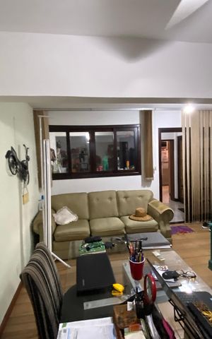 Casa à venda com 513m², 6 quartos e 3 vagas Casa à venda com 513m², 6 quartos e 3 vagasEscritório