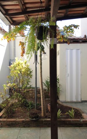 Casa à venda com 140m², 3 quartos e 2 vagasGaragem