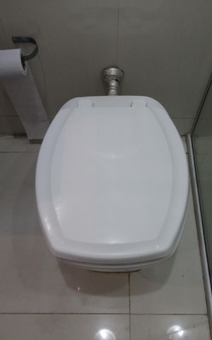 Casa à venda com 140m², 3 quartos e 2 vagasBanheiro Social