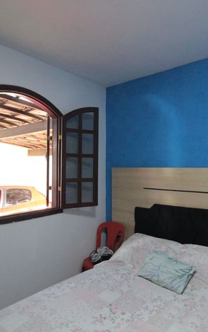 Casa à venda com 140m², 3 quartos e 2 vagasSuíte