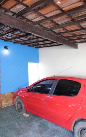 Casa à venda com 140m², 3 quartos e 2 vagasGaragem