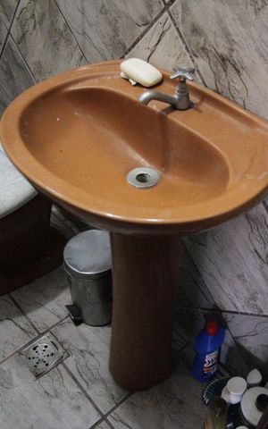 Casa à venda com 140m², 3 quartos e 2 vagasBanheiro da Suíte