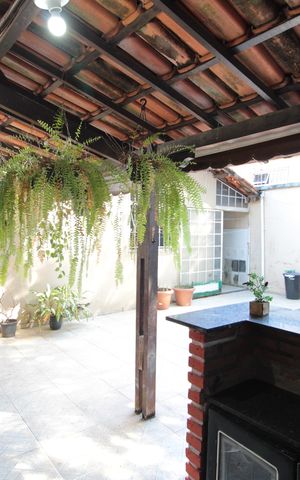 Casa à venda com 140m², 3 quartos e 2 vagasÁrea Gourmet