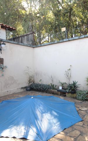 Casa à venda com 140m², 3 quartos e 2 vagasPiscina