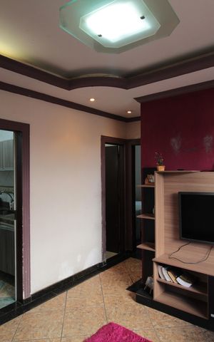 Casa à venda com 140m², 3 quartos e 2 vagasSala