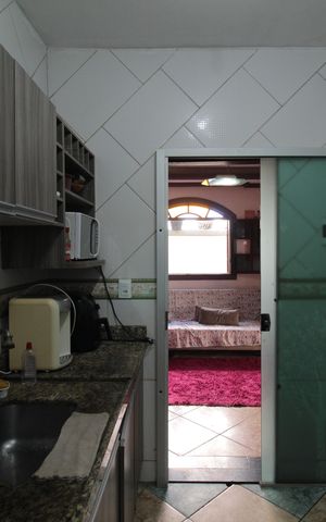 Casa à venda com 140m², 3 quartos e 2 vagasCozinha