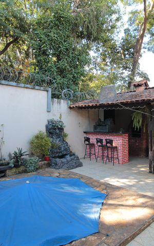 Casa à venda com 140m², 3 quartos e 2 vagasPiscina