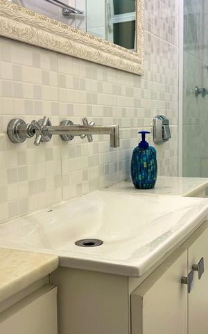 Apartamento para alugar com 90m², 2 quartos e 1 vaga Apartamento para alugar com 90m², 2 quartos e 1 vagaBanheiro Social